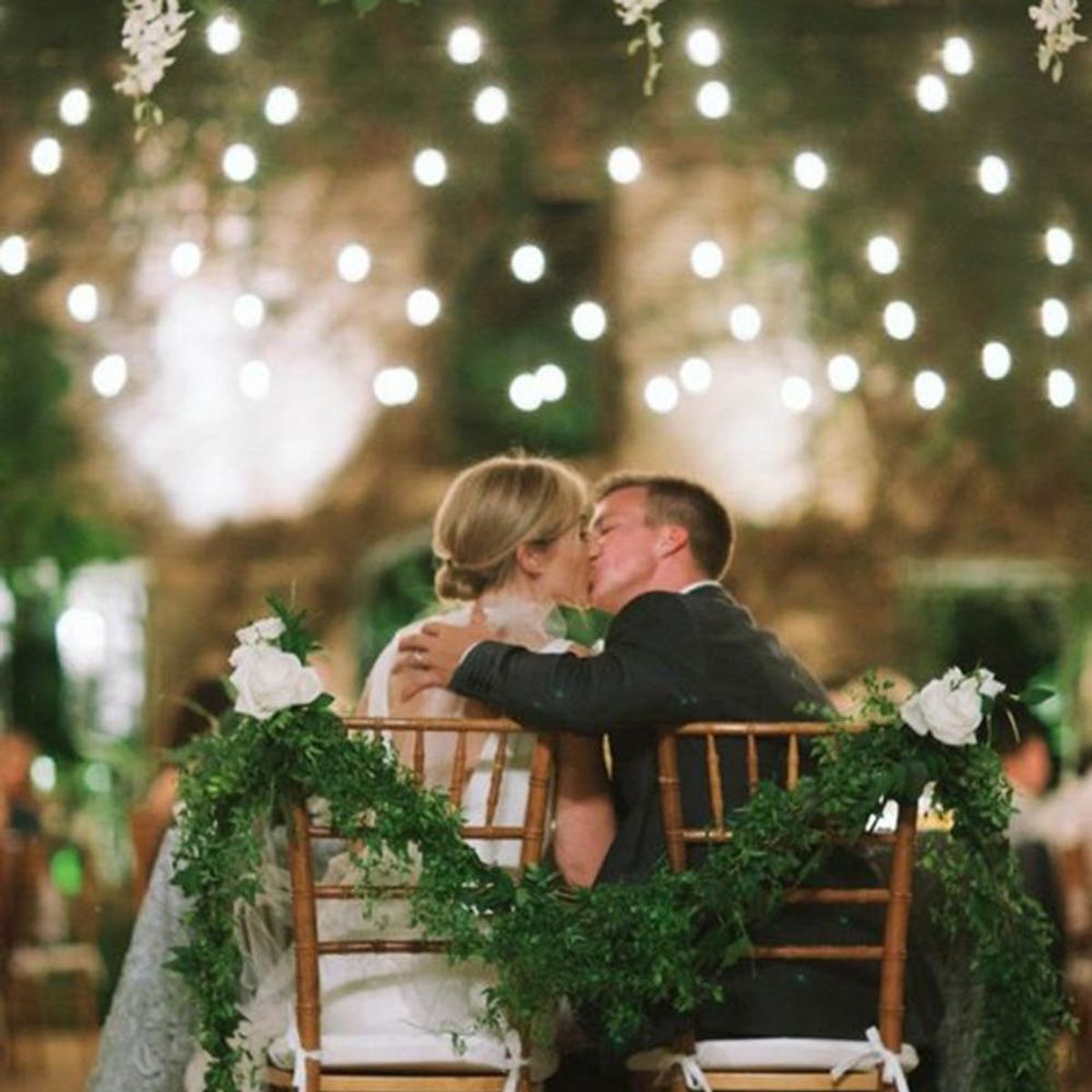 15 Wedding String Lights for Your Big Day