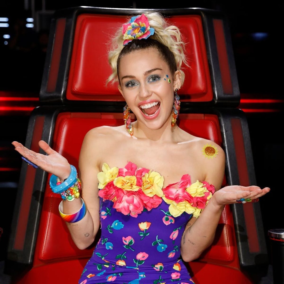 Insiders Reveal Miley Cyrus’s Wedding Dress Could Be a Bit Unexpected