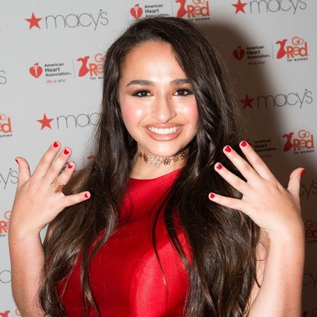 These Celebs’ Manicures Actually Support an Amazing Cause