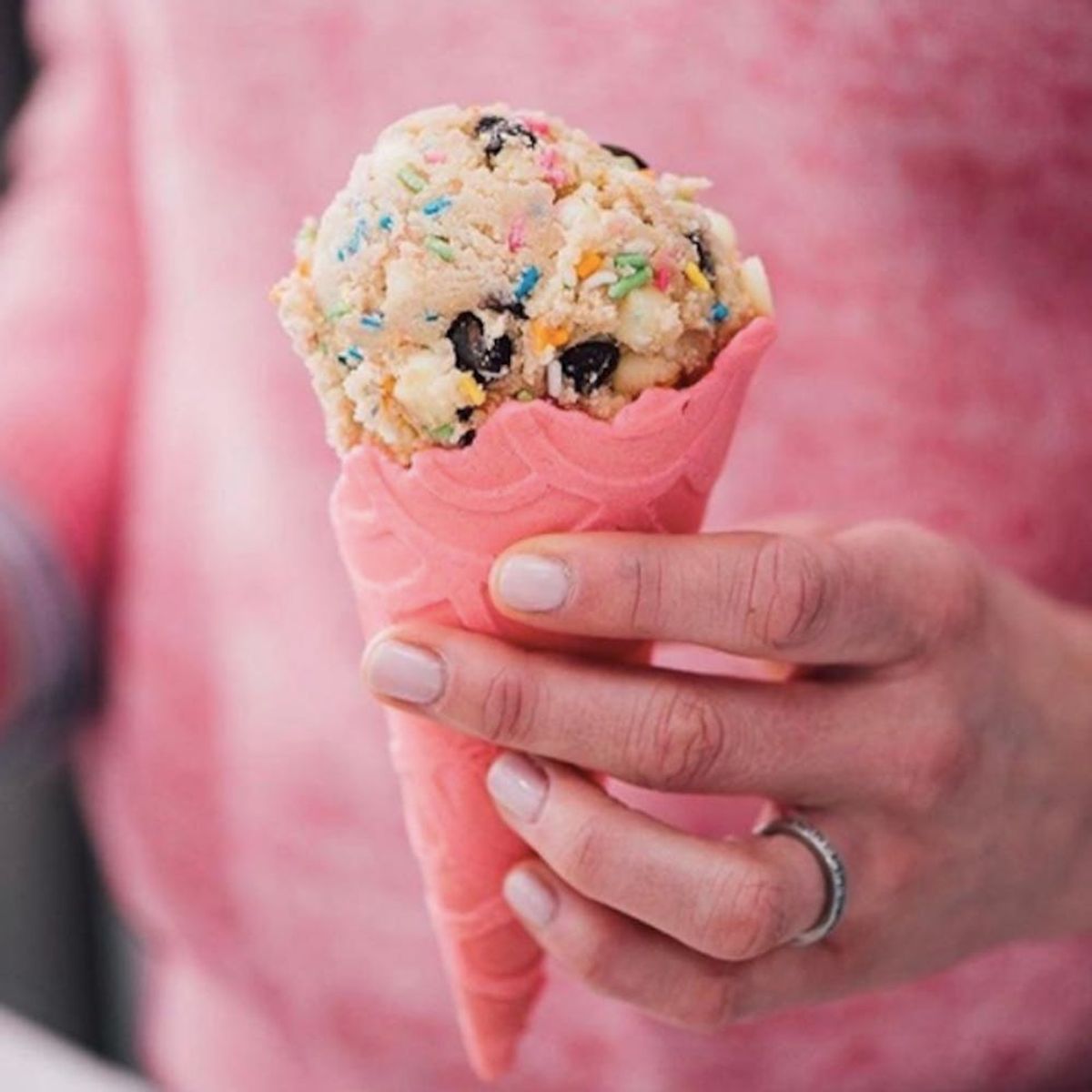 You’re Going to Be IN LOVE With Instagram’s Cookie Dough in a Cone Obsession