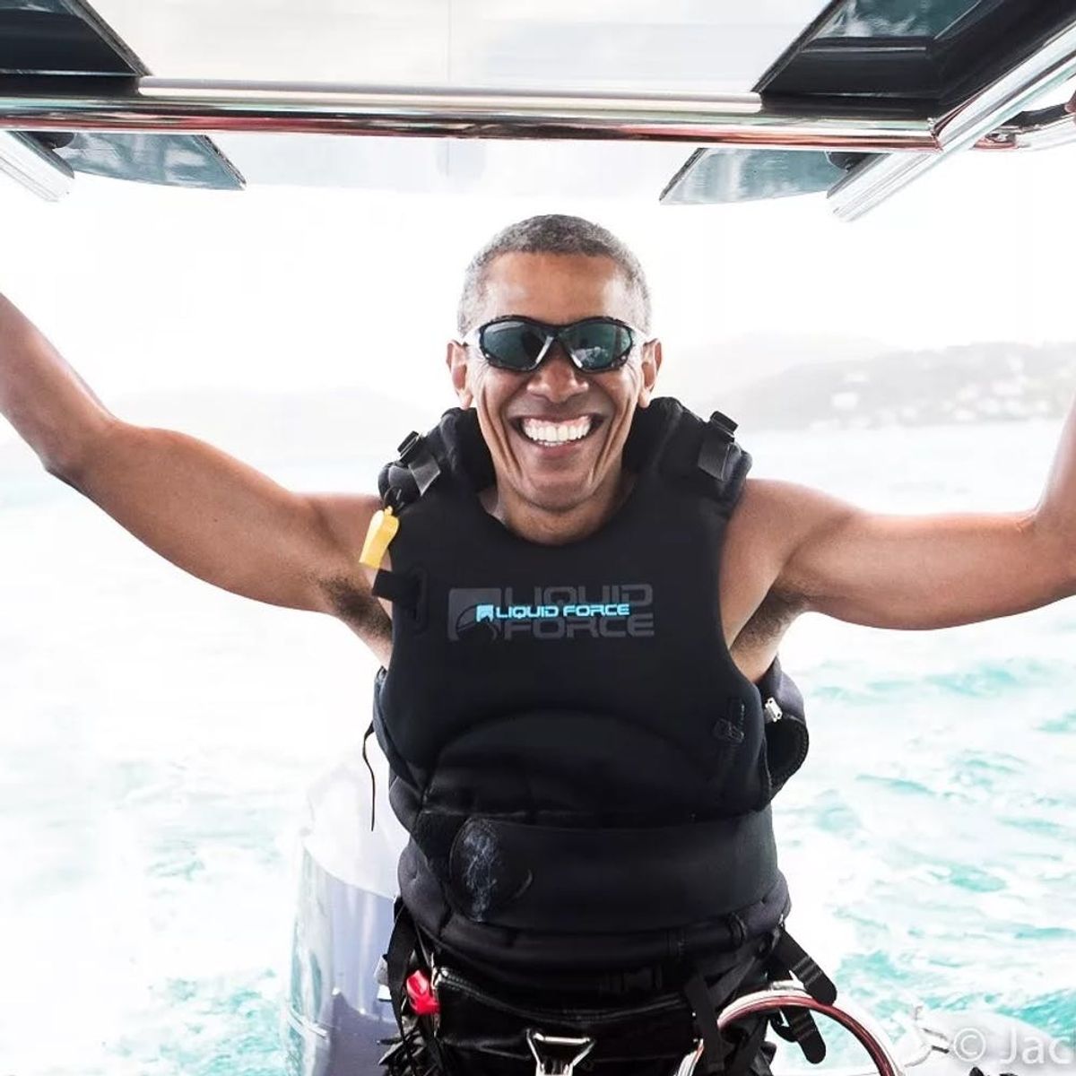 Obama’s Trip to Richard Branson’s Private Island Included an Epic Kiteboarding Competition