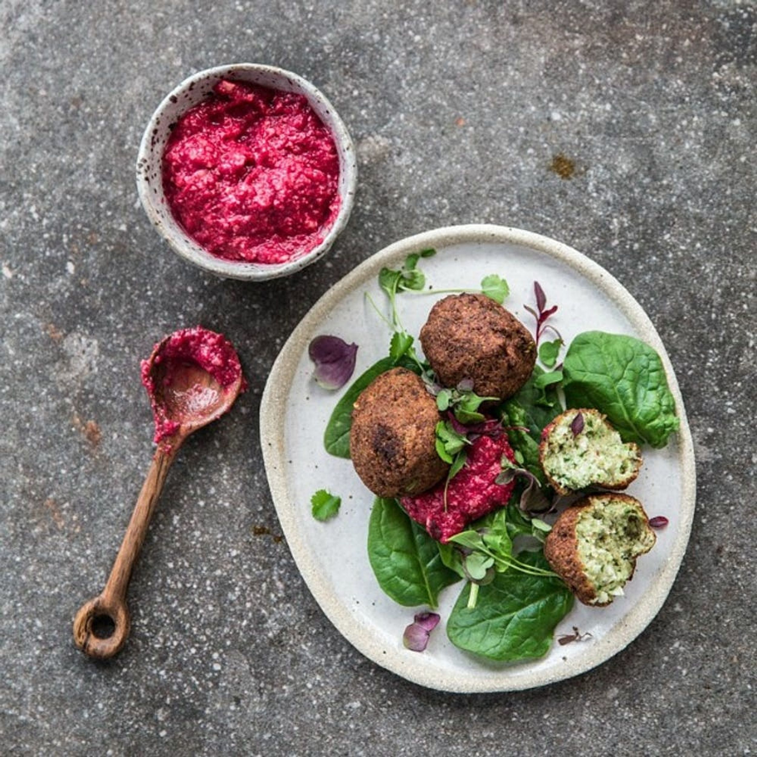 14 Dinner Recipes That Prove Falafel Won’t Make Ya Feel Awful on Meatless Monday