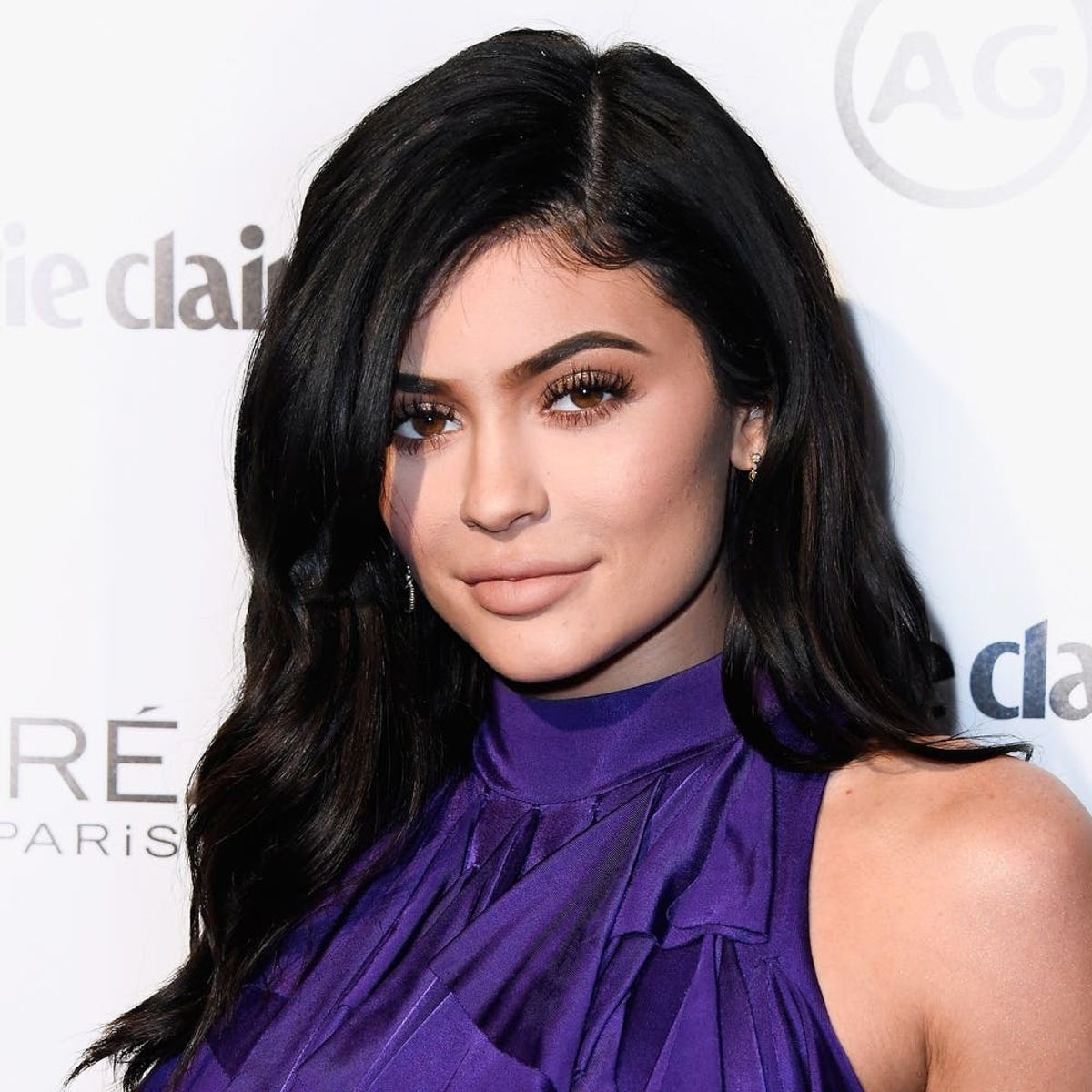 We Hardly Recognize Kylie Jenner With a Short Blonde Bob