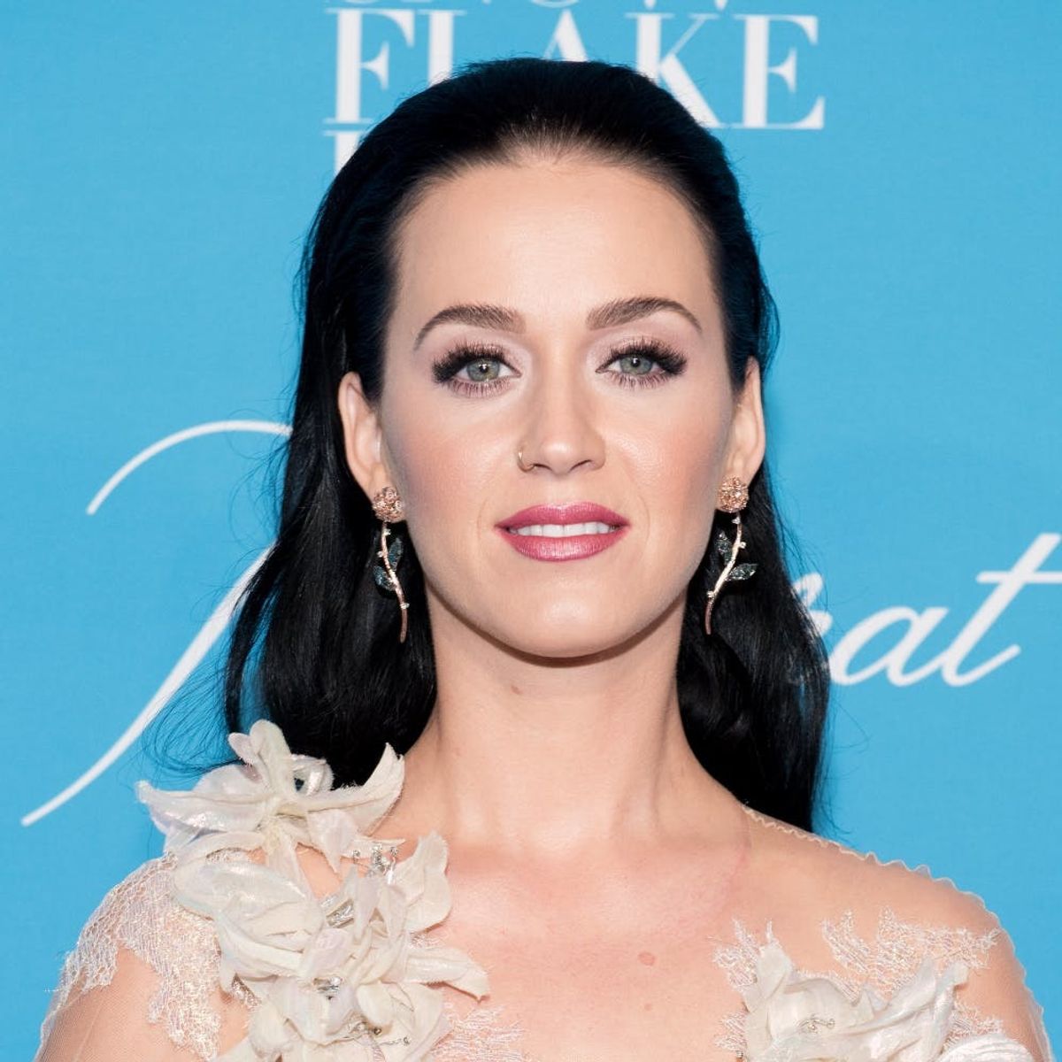 You’ll Be Shocked by How Different Katy Perry Looks As a Blonde