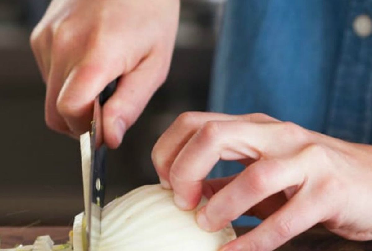 Master 19 Essential Cooking Techniques Fast! - Brit + Co