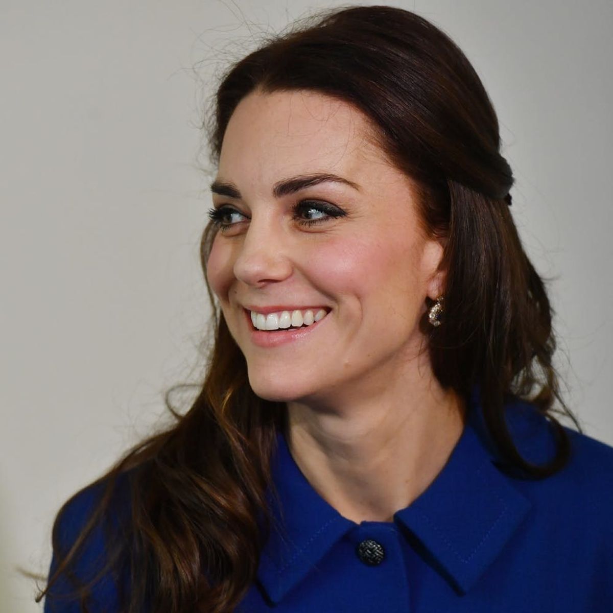 Kate Middleton Wore This ’90s Hair Clip and We’re Confused