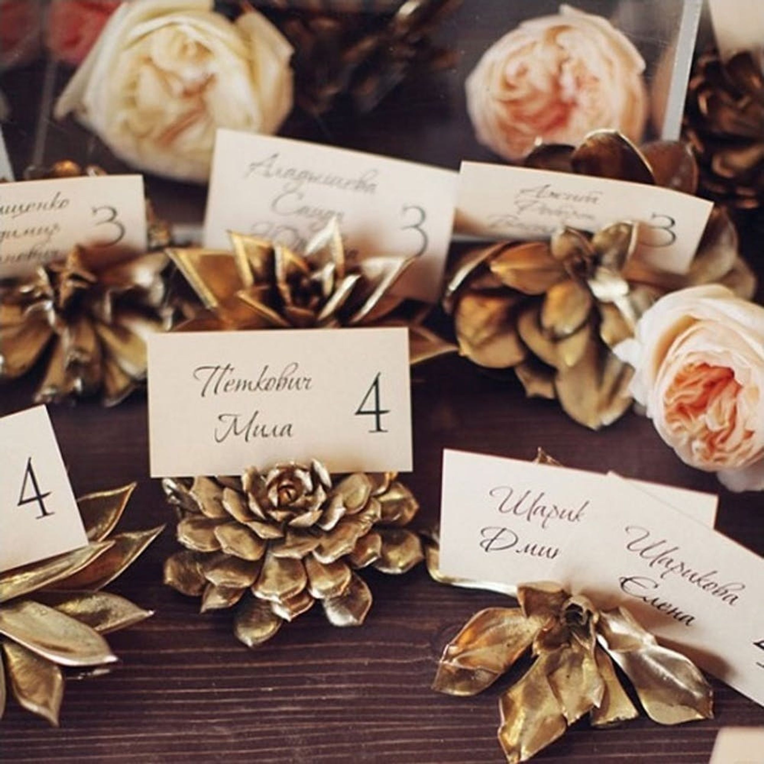9 Subtle + Romantic Winter Wedding Decor Ideas
