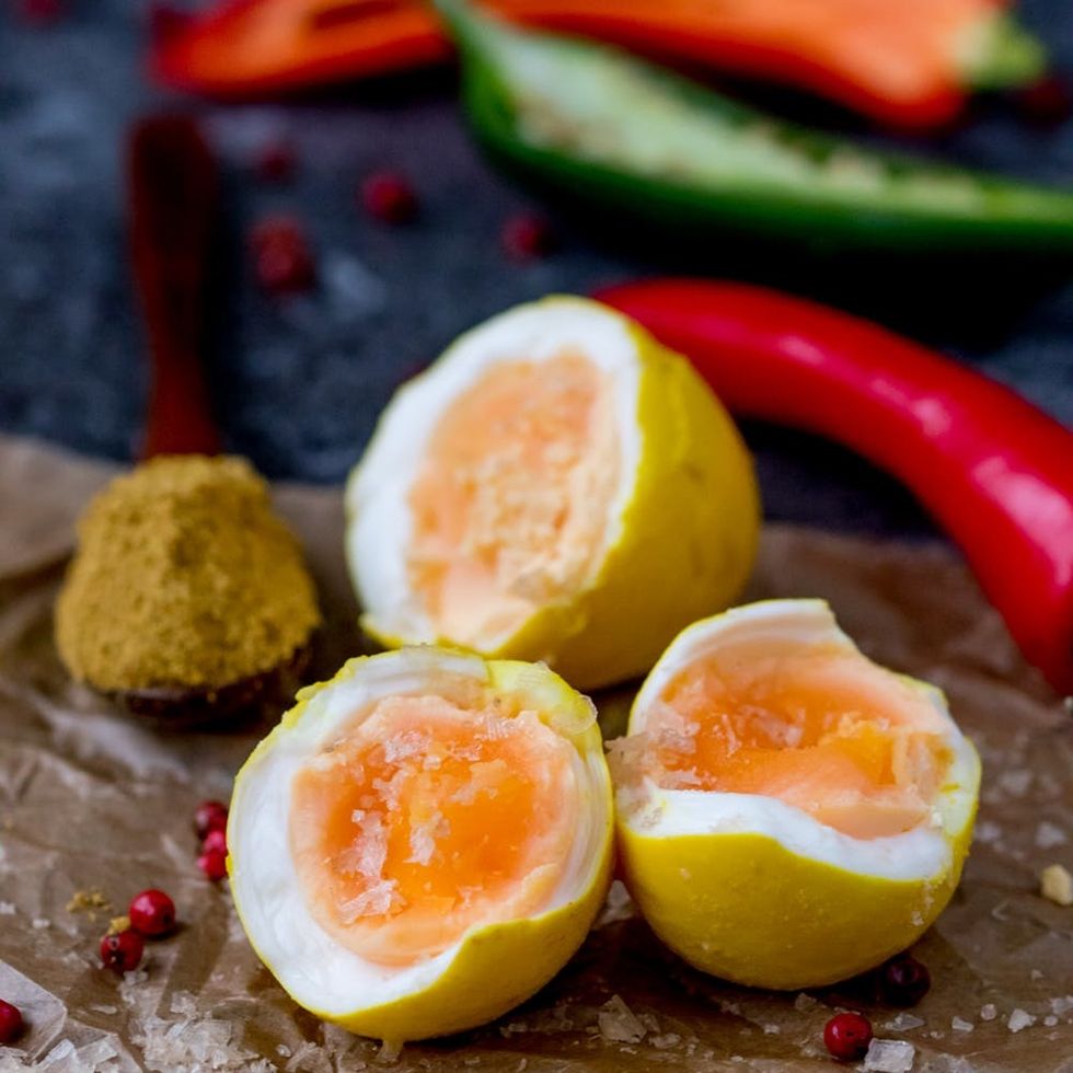 OMG Curried Pickled Eggs With Smoked Salt Is Our New Fave Snack!