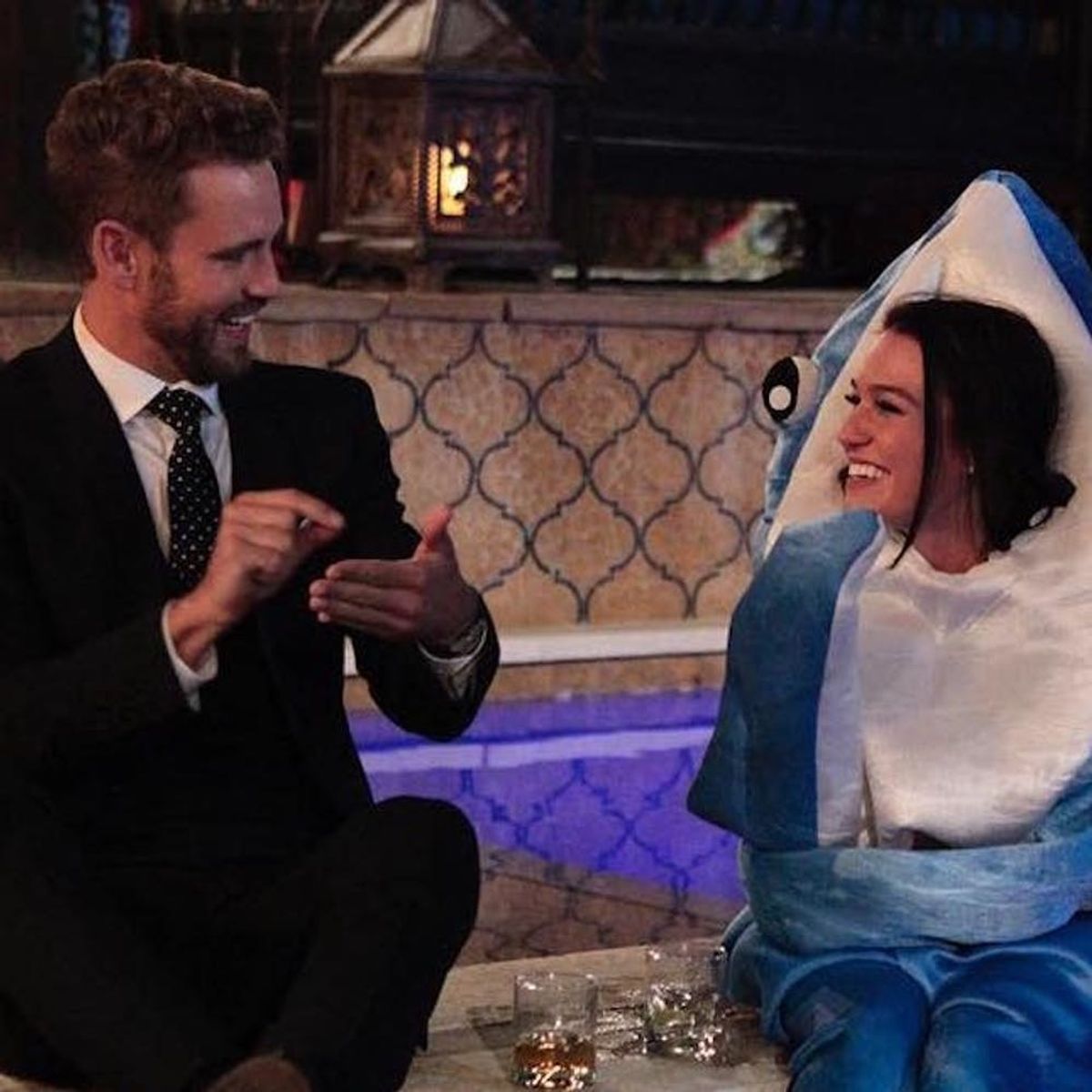 Morning Buzz! One of the Bachelor Contestants Dressed Up As a Shark and People Can’t Even + More