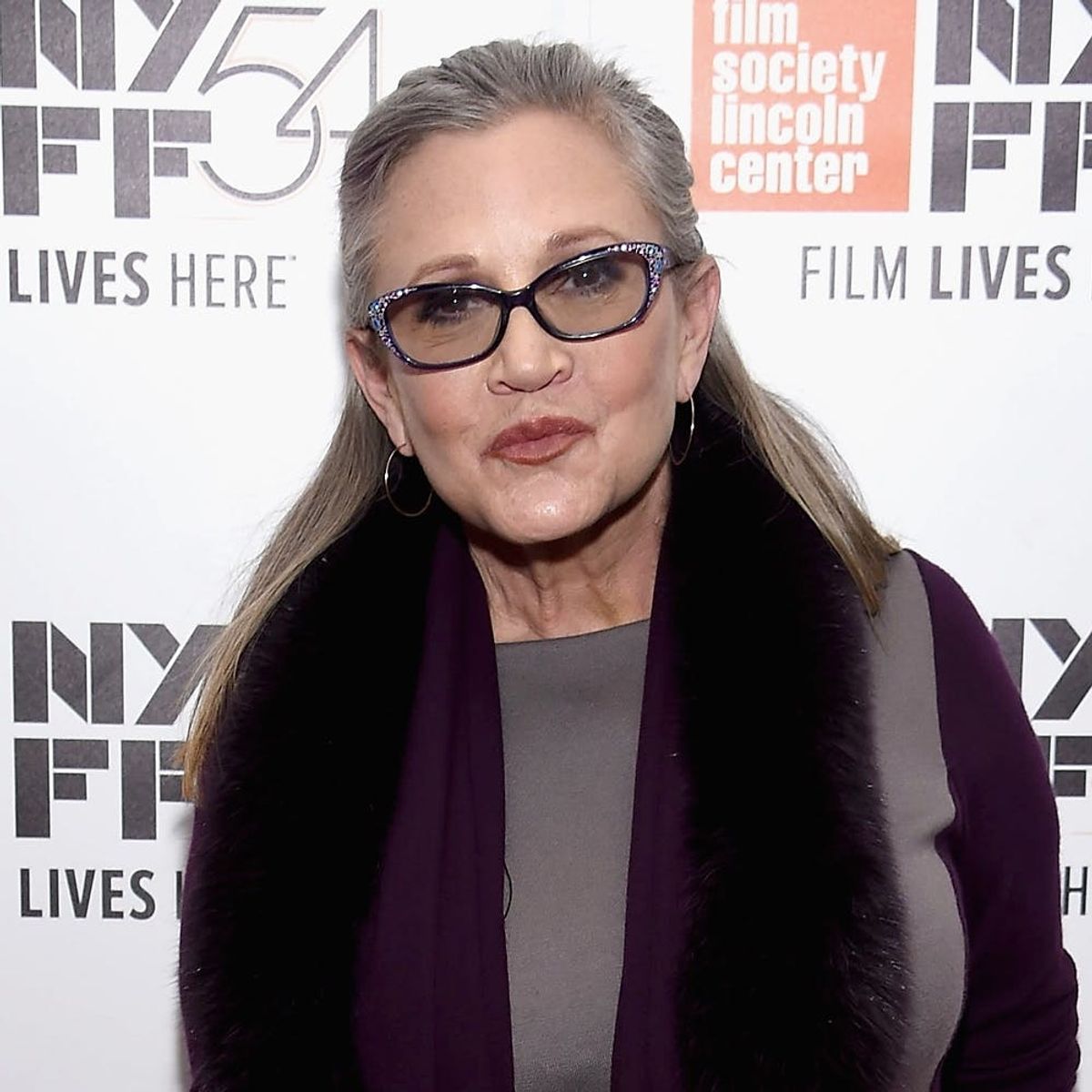 Celebs React to the Heartbreaking News of Carrie Fisher’s Passing