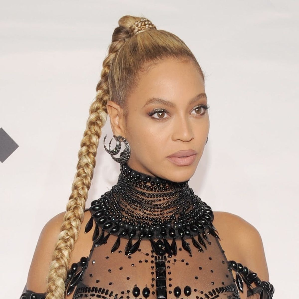 Uh Oh! Beyoncé Is Being Sued Over Her Drunk in Love Video
