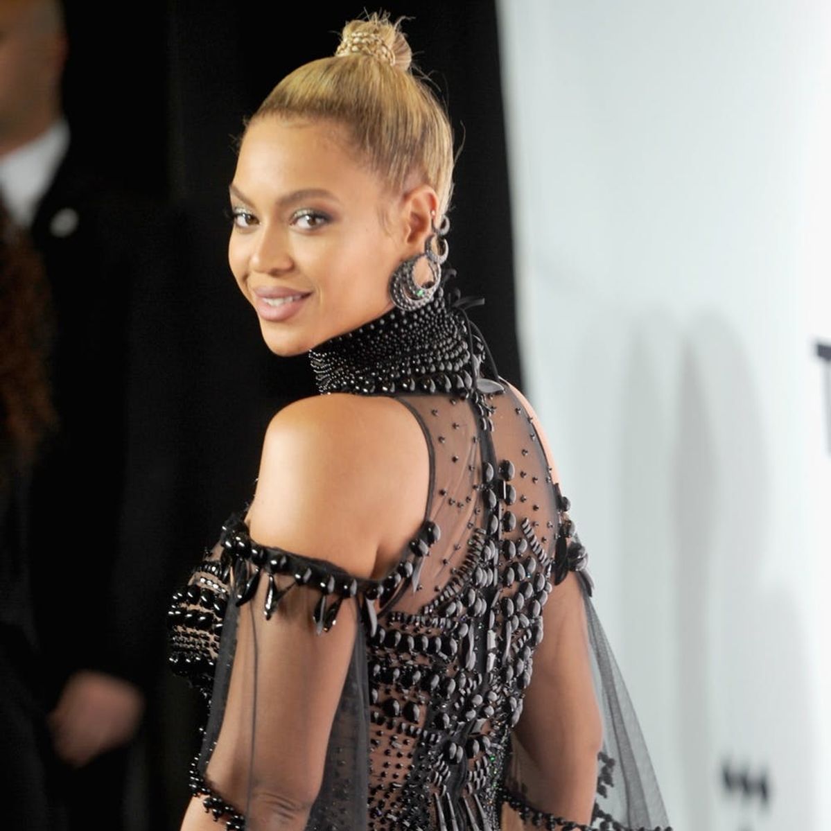 Beyoncé Surprised These Lucky Employees by Showing Up to Perform at Their Holiday Party