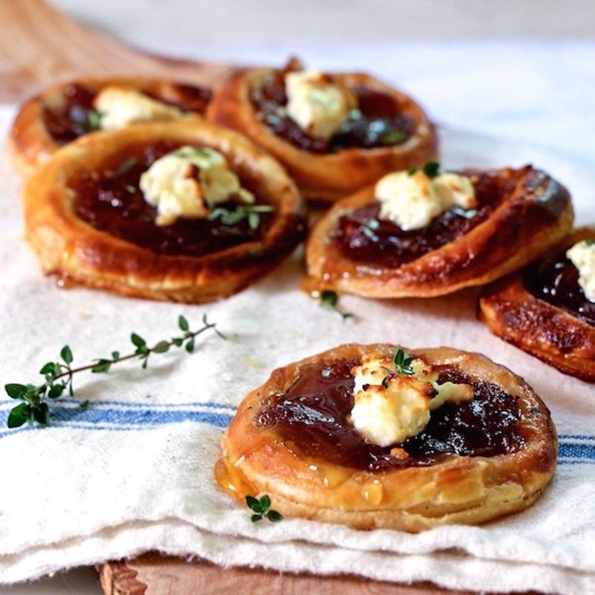 17 Pretty Canapé Recipes for Last-Minute Holiday Parties