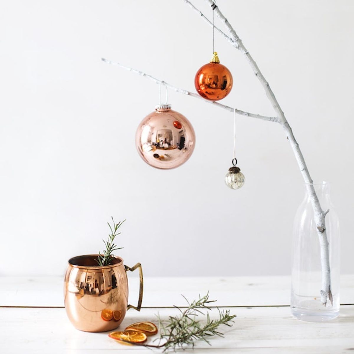 14 Scandi Decor Ideas for a Very Merry Minimalist Holiday