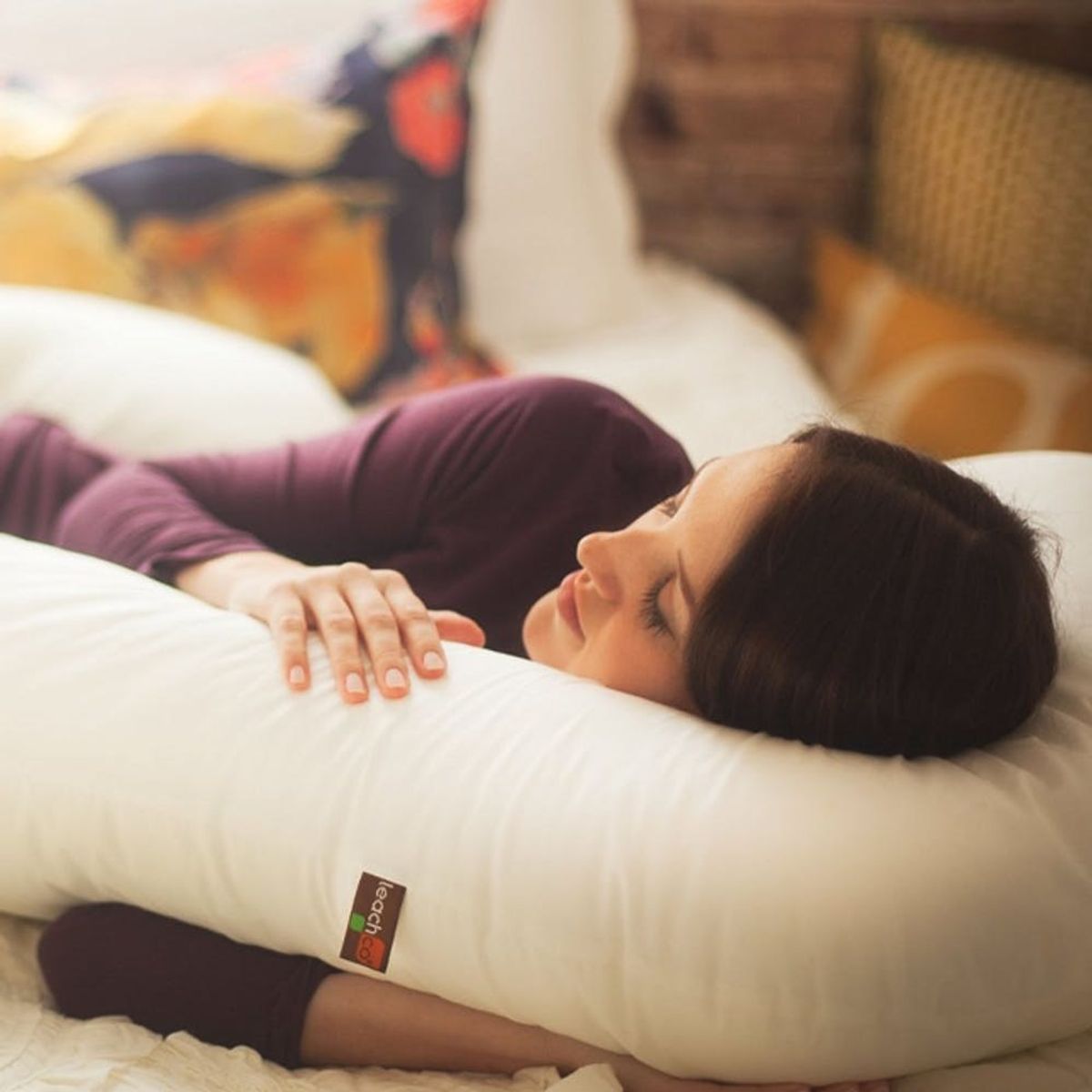 5 Pillows to Beat Pregnancy Insomnia