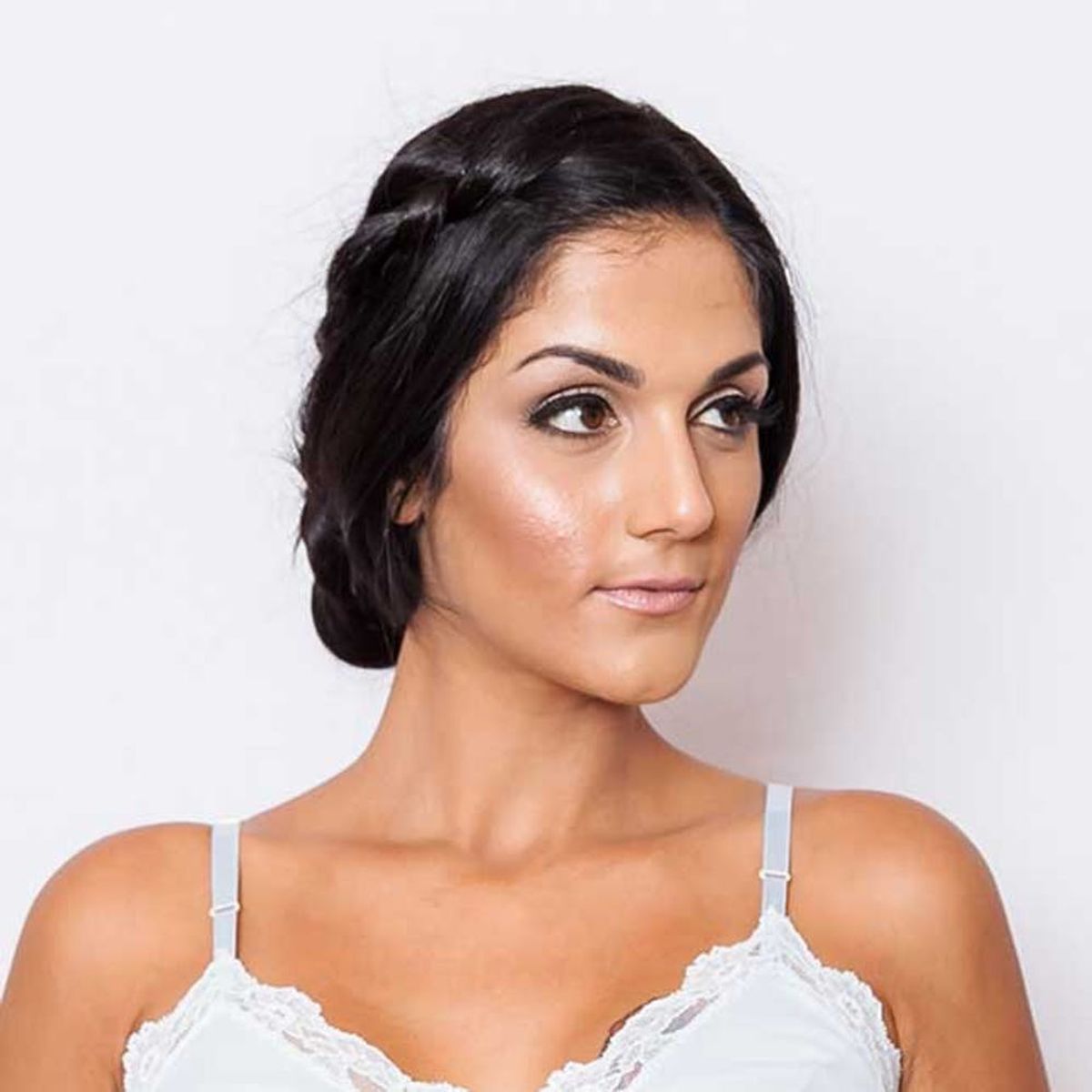Take This Wedding Hairstyle from Down-‘Do to Updo in Seconds