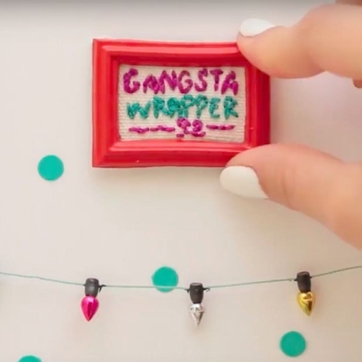 Make It Mini: A Tiny Embroidered Pin for the Holiday