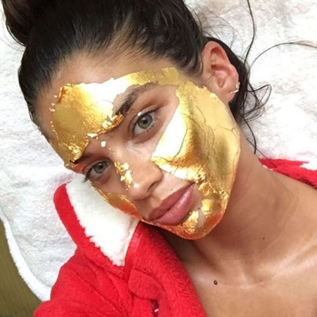 Victoria’s Secret Angels Are Getting 24k Gold Face Mask Treatments