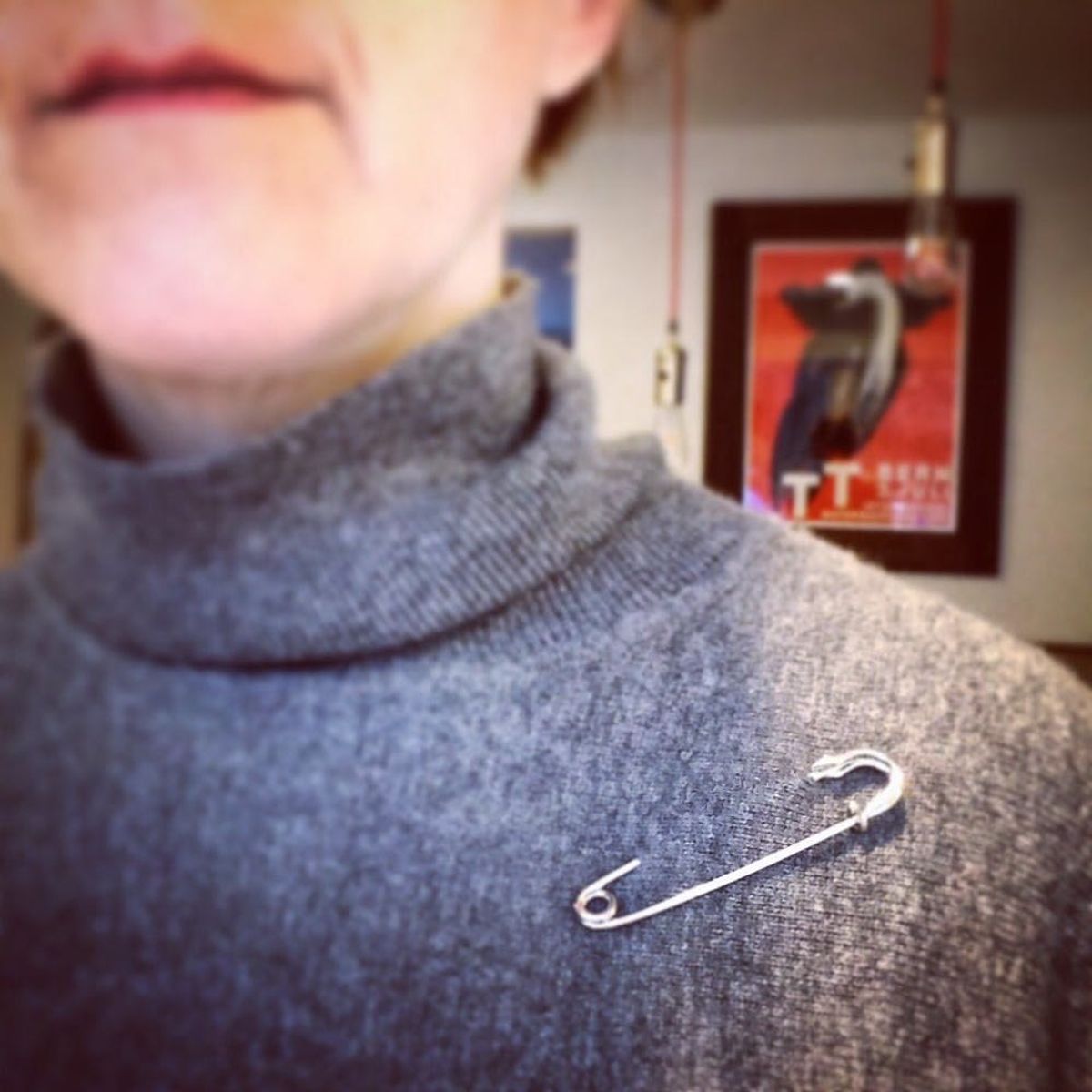 Find Out Why People Are Wearing Safety Pins As a Sign of Support After the Election