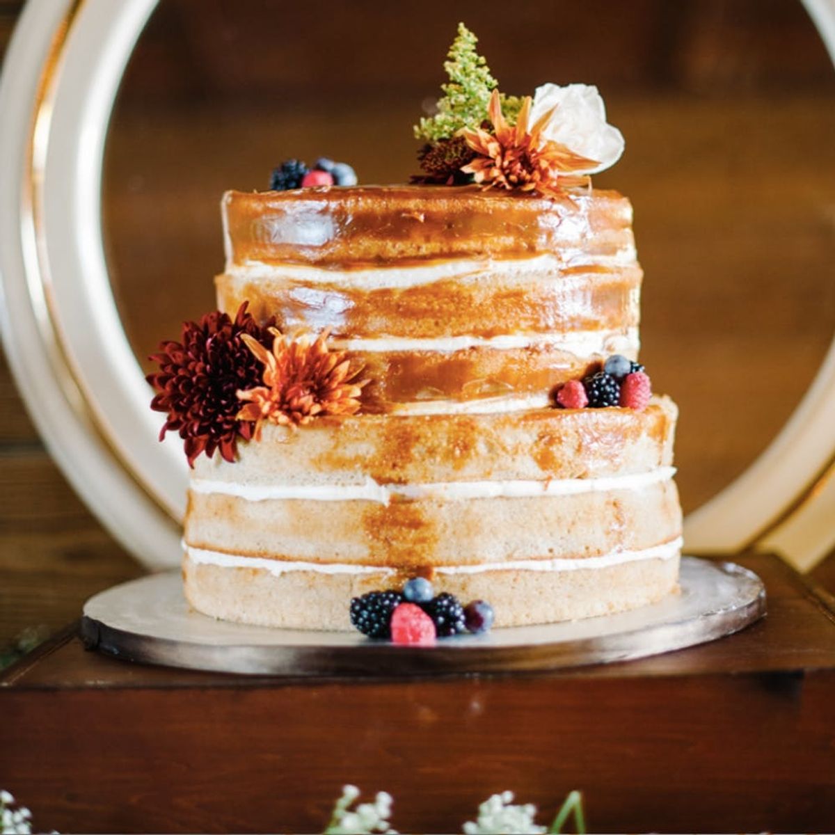 15 Gorgeous Naked Wedding Cakes Perfect for Fall Nuptials