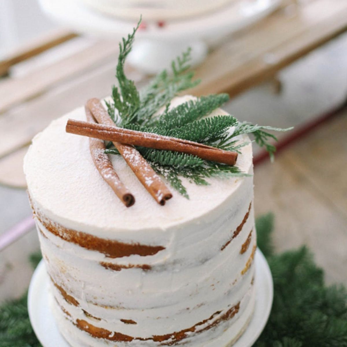 11 Evergreen Winter Wedding Decorations for That Chic Forest Feel