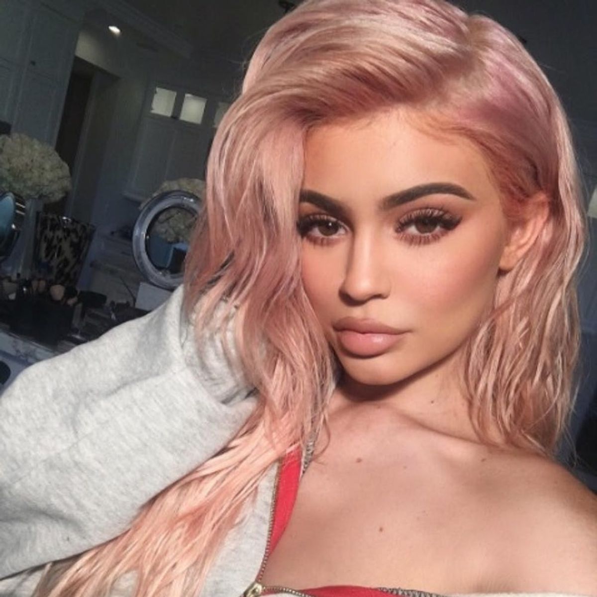 Knockoff Websites Are Selling Fake (and Dangerous!) Kylie Jenner Lip Kits