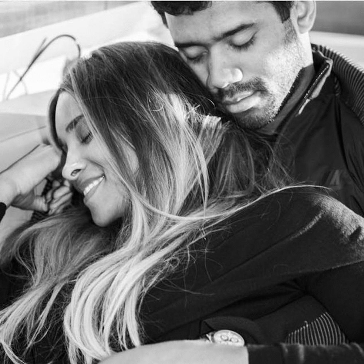 Morning Buzz! Ciara and Russell Wilson Announce They’re Expecting a Baby With This Adorable Pic + More