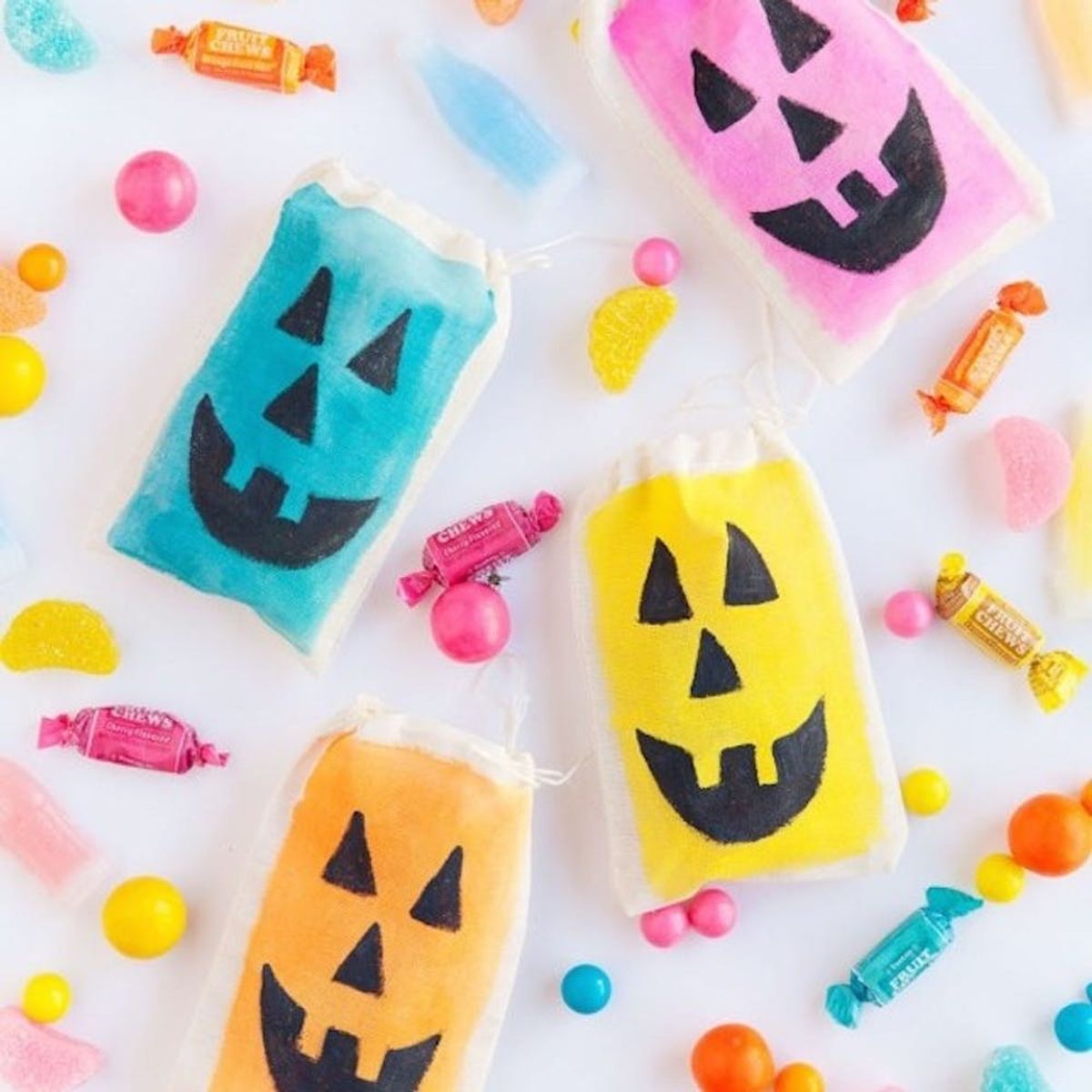 26 DIY Trick-or-Treat Bags That’ll Win Halloween