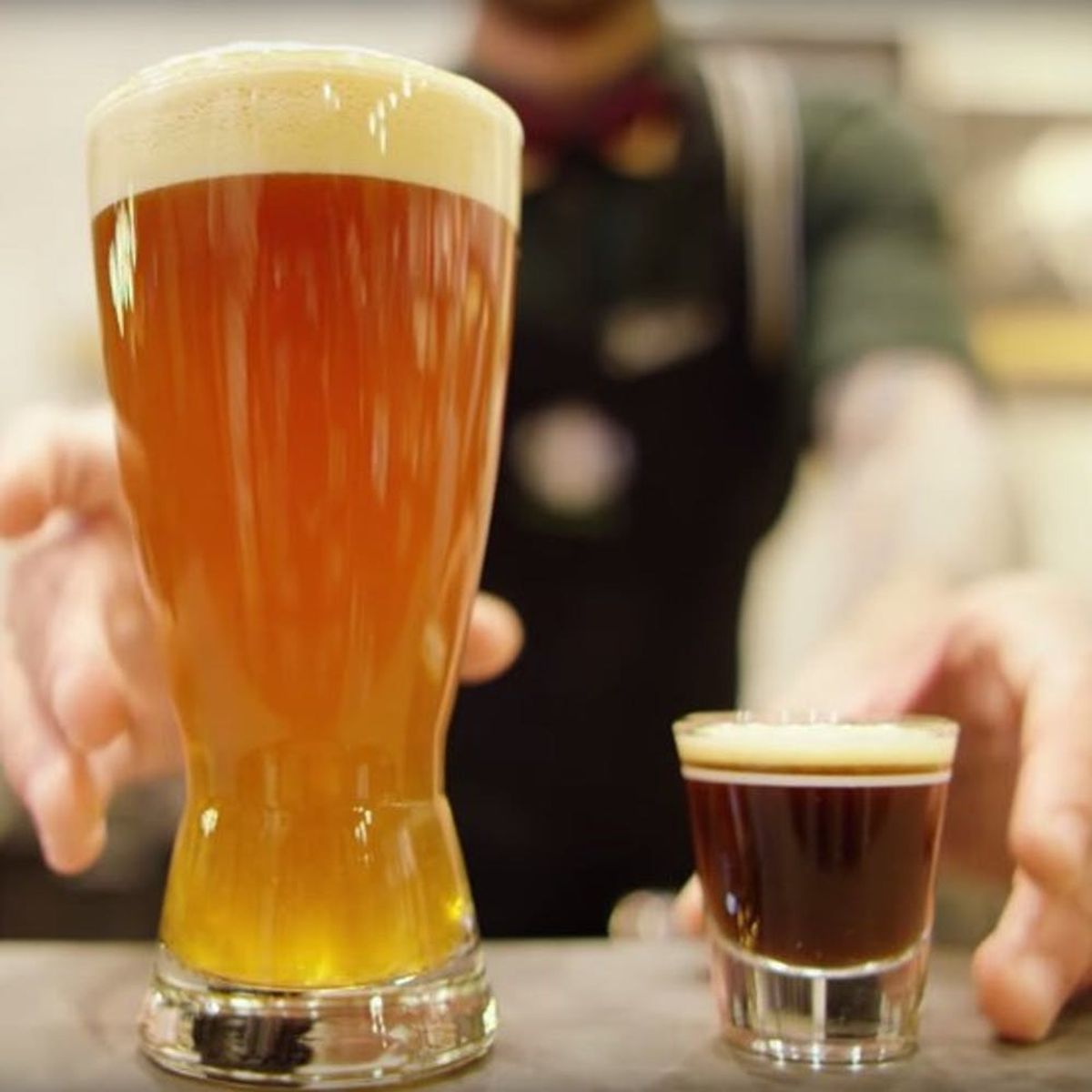 You Can Now Order BEER at Starbucks