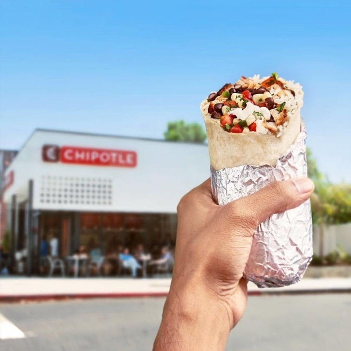 Here’s How to Get FREE Chipotle Burritos Right Now