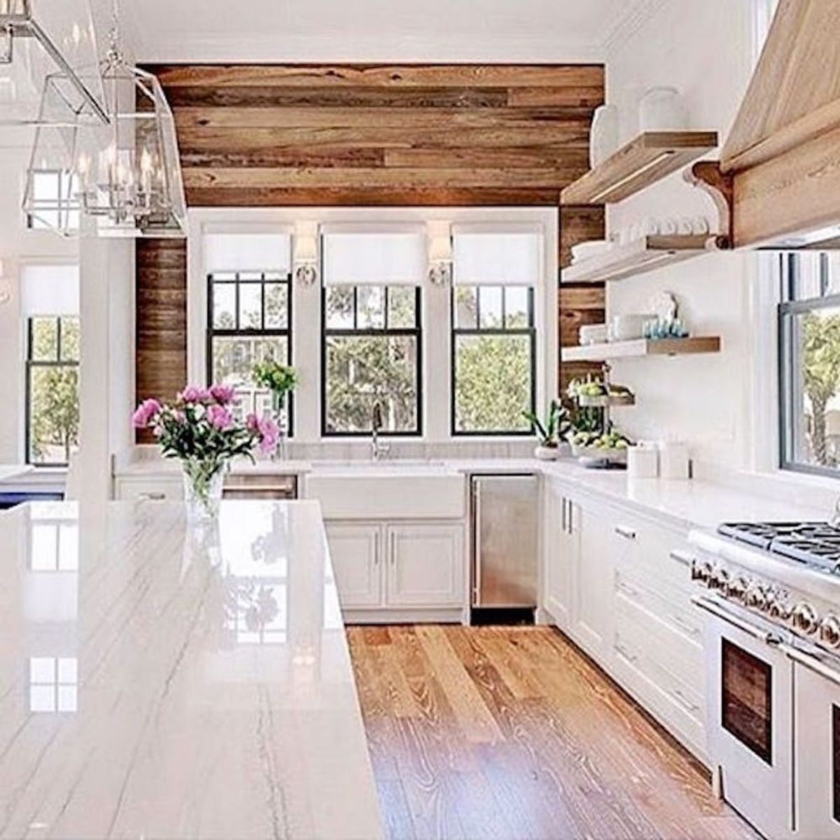 29 of the Chicest Marble Kitchens on Instagram