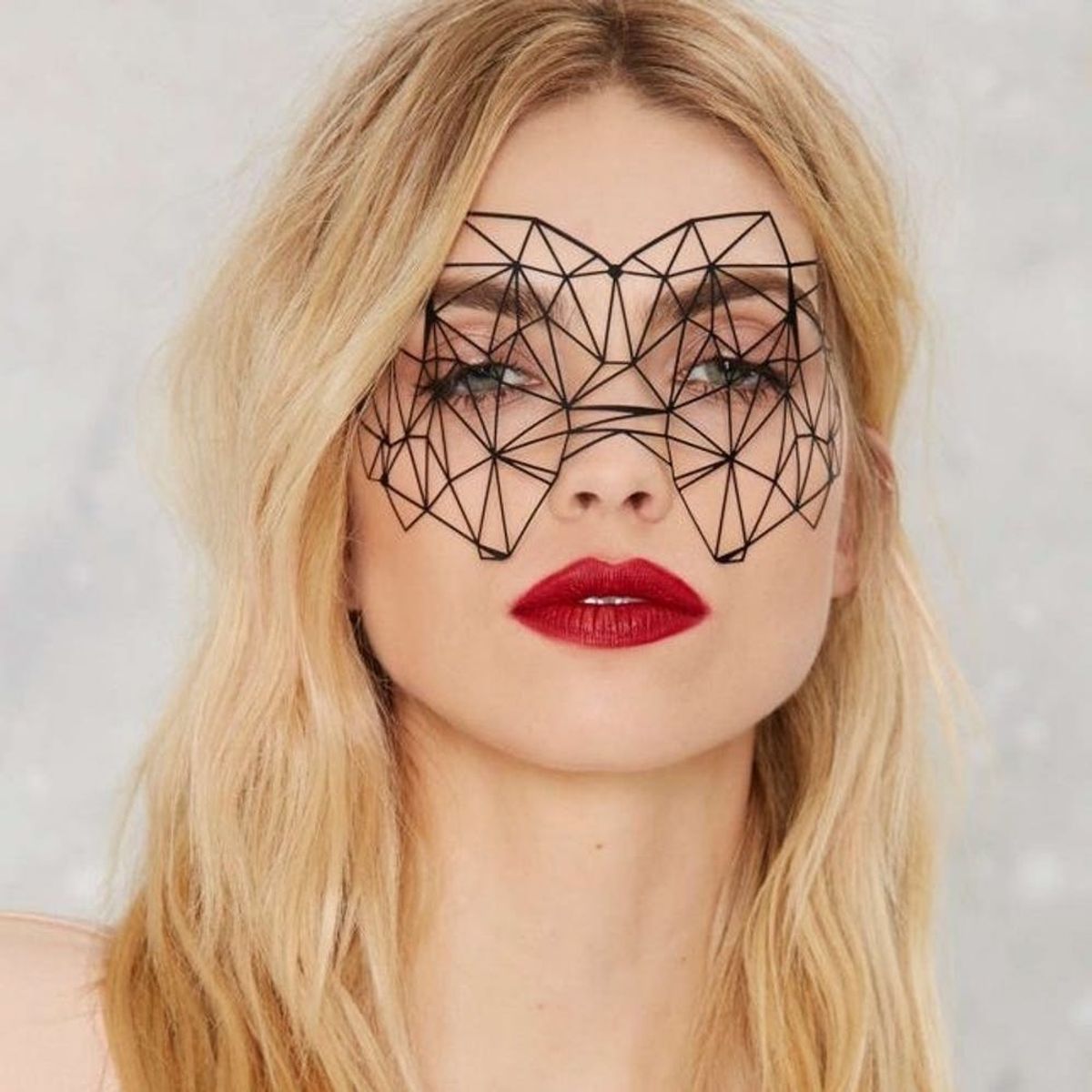 One-Item Halloween Costumes for Busy Girls Everywhere