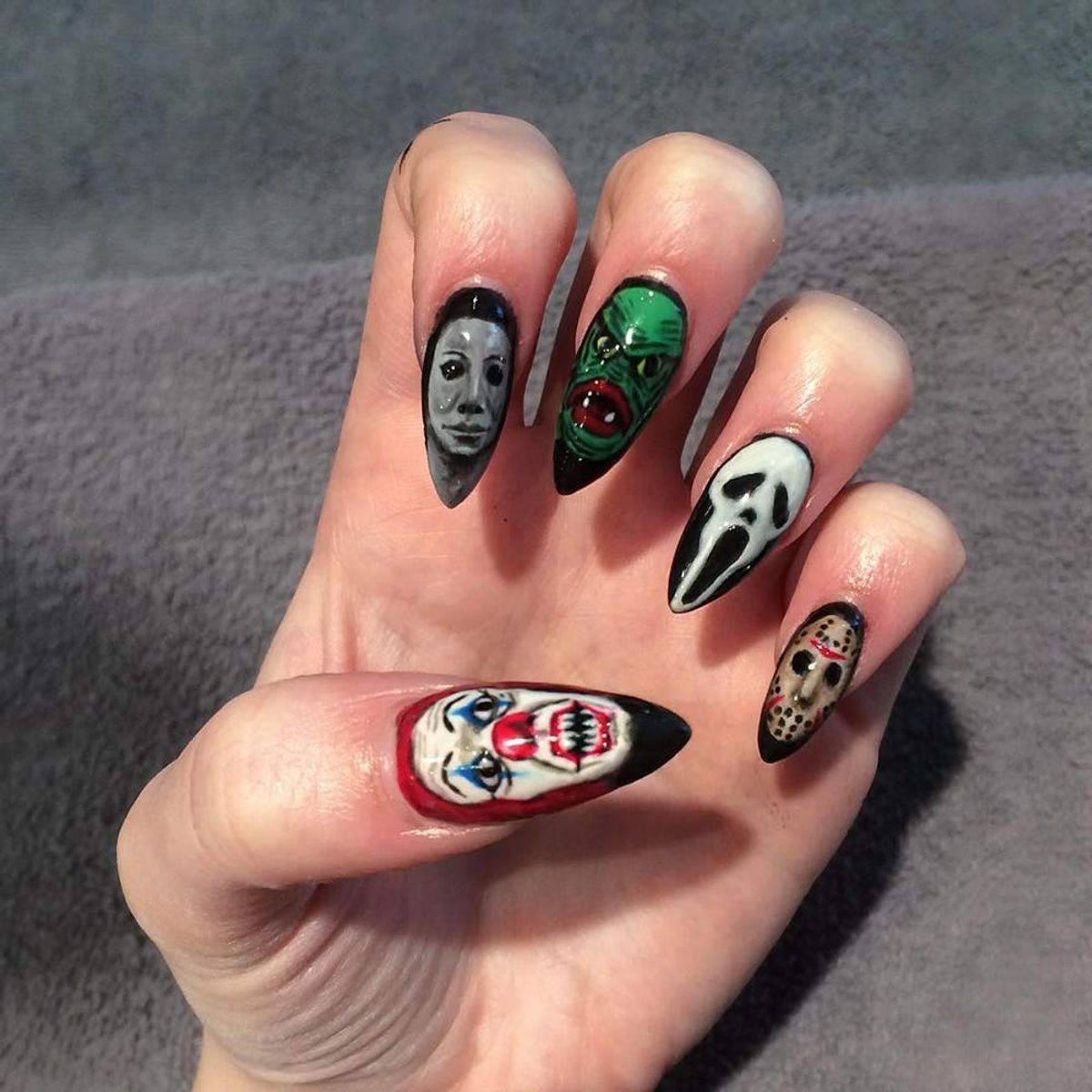 15 Over the Top Halloween Nail Designs for Die-Hard Halloween Fans