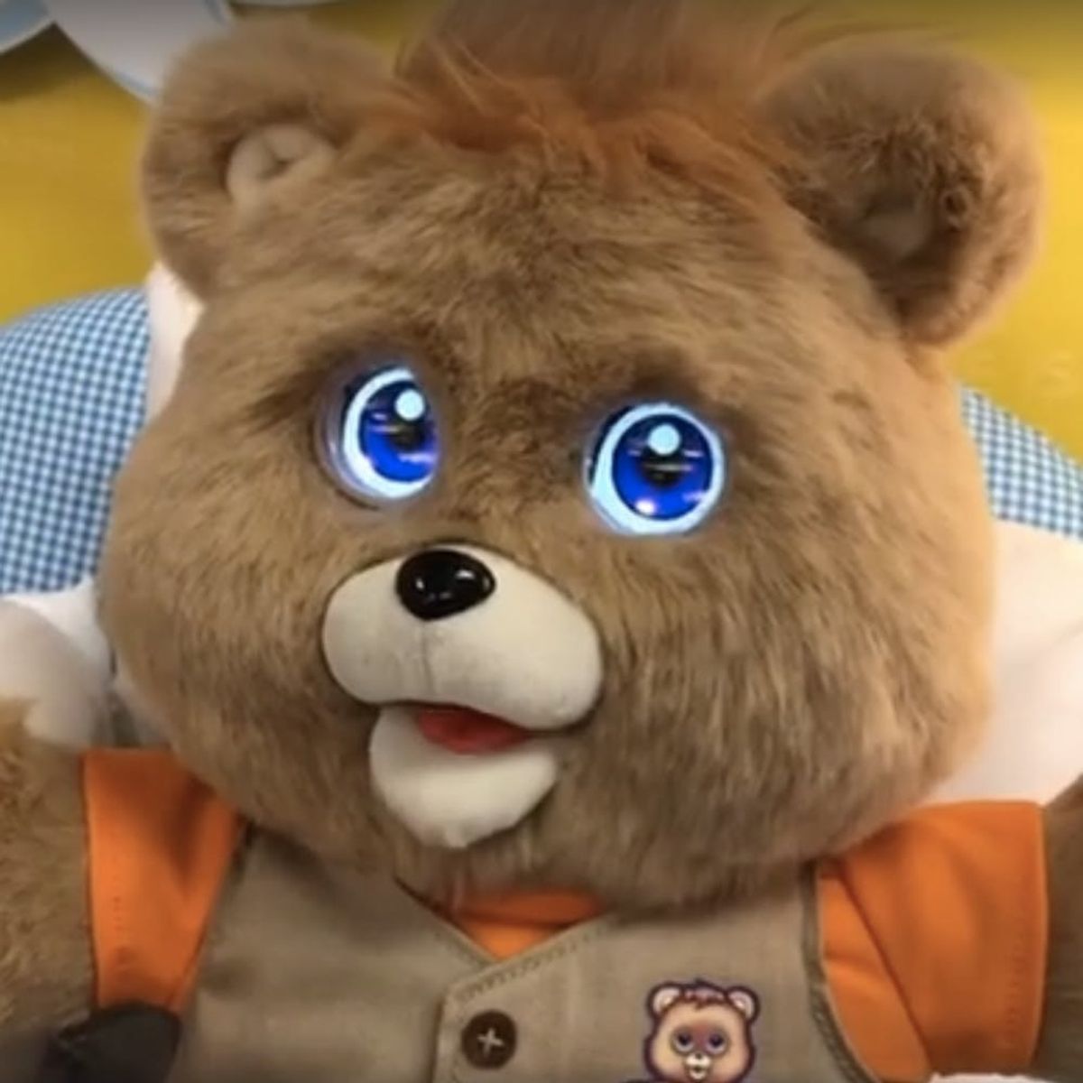 OMG: Teddy Ruxpin Bear Is Making a Comeback