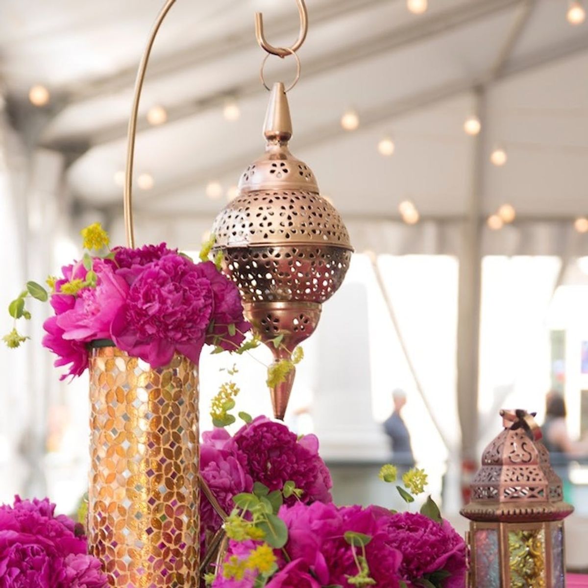 18 Dazzling Ways to Light Up Your Fall Wedding With Lanterns