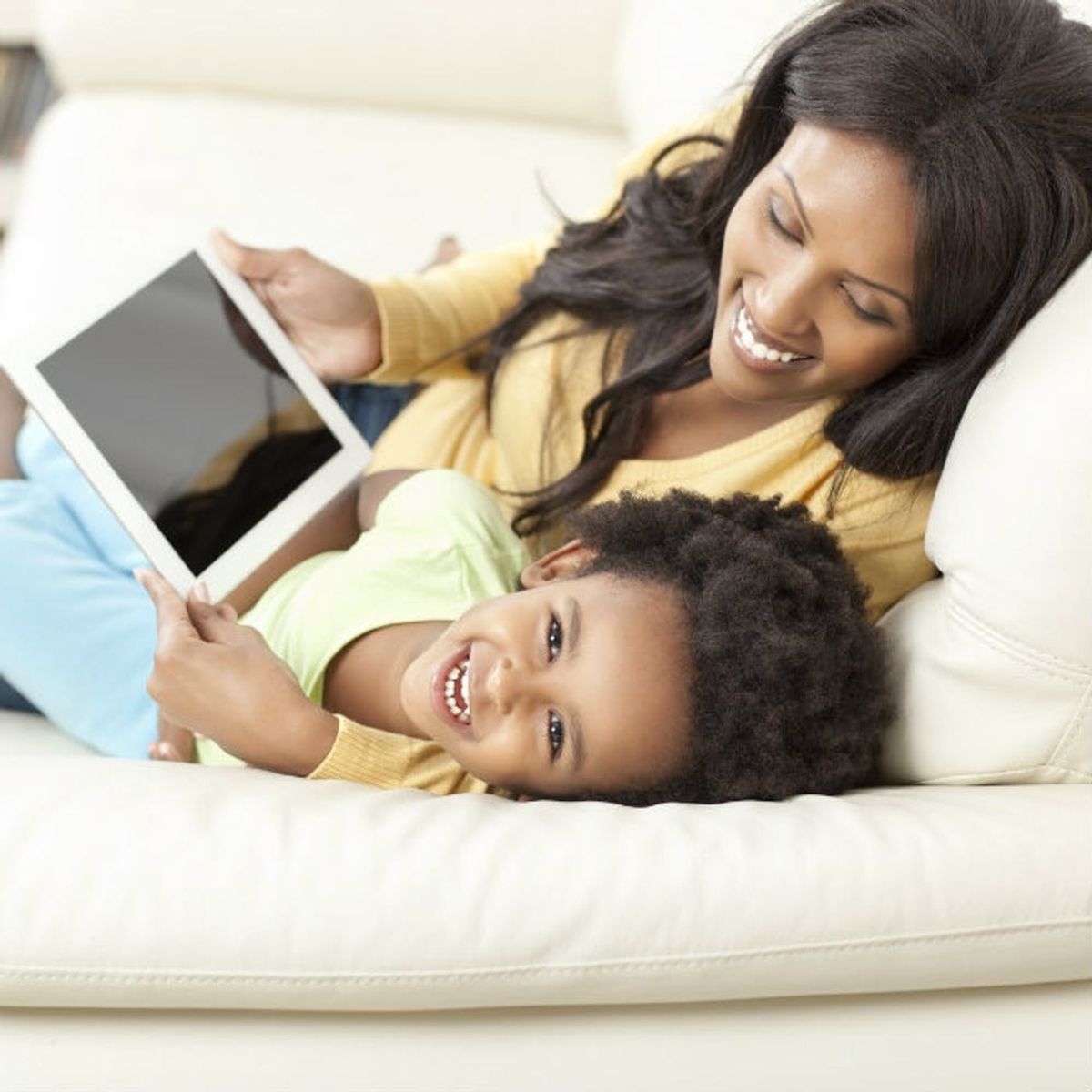 5 Tips for Starting Young Kids Out on Social Media