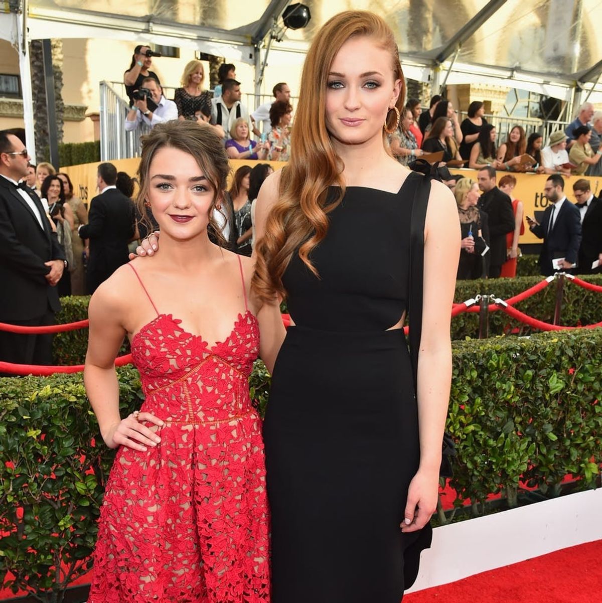 Game of Thrones’ Maisie Williams and Sophie Turner Debuted the Cutest BFF Tats at the Emmys