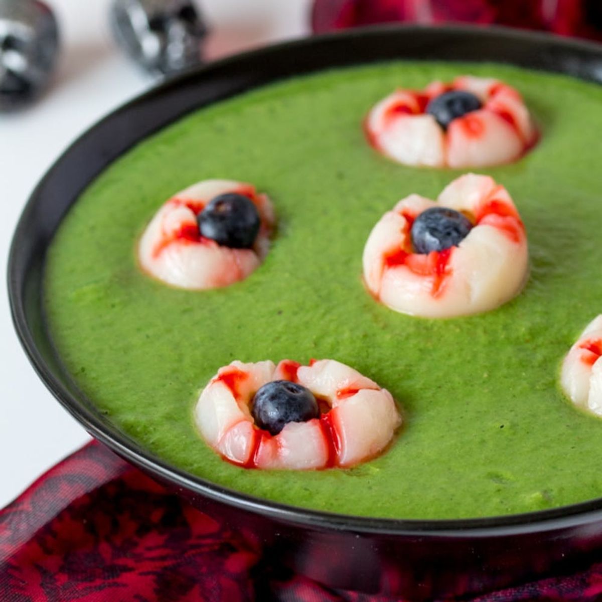 This Witches Brew Halloween Smoothie Bowl Is Hideously Healthy