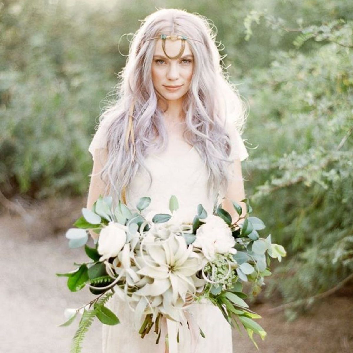 10 Ways to Bring the Latest Silver Floral Trend into Your Wedding