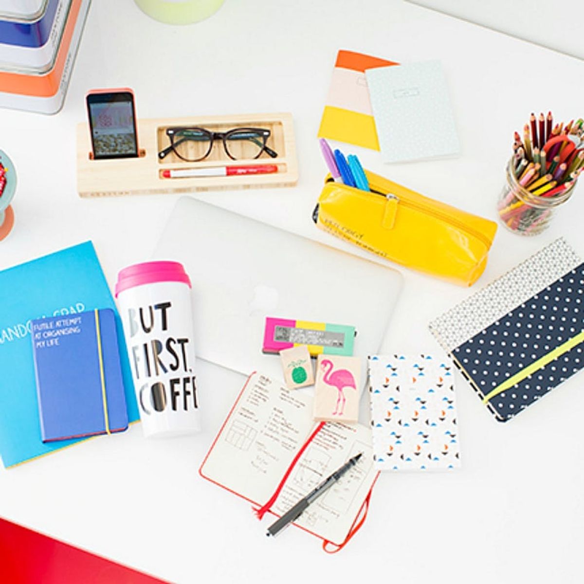 Having a Messy Desk Might Mean You’re More Creative, Says Science