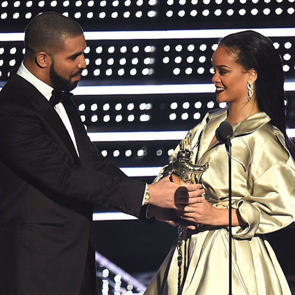 Morning Buzz! Rihanna’s Meaningful New Tattoo Pretty Much Proves That Drake Is Her Bae + More