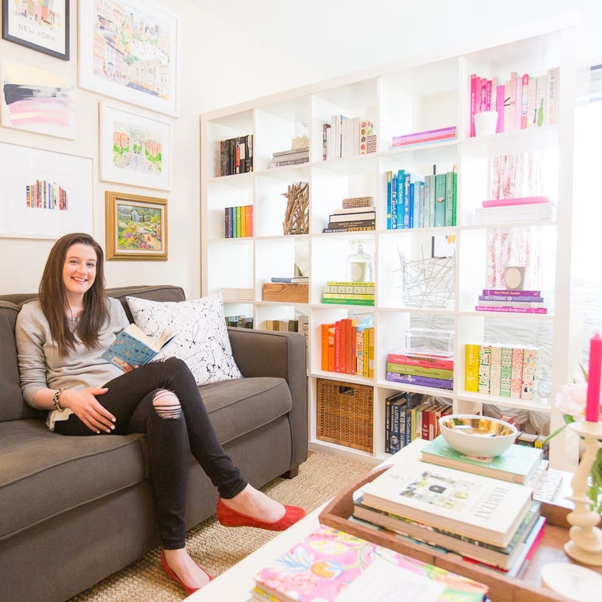 Tiny Spaces: A Book Lover’s Chic Manhattan Studio