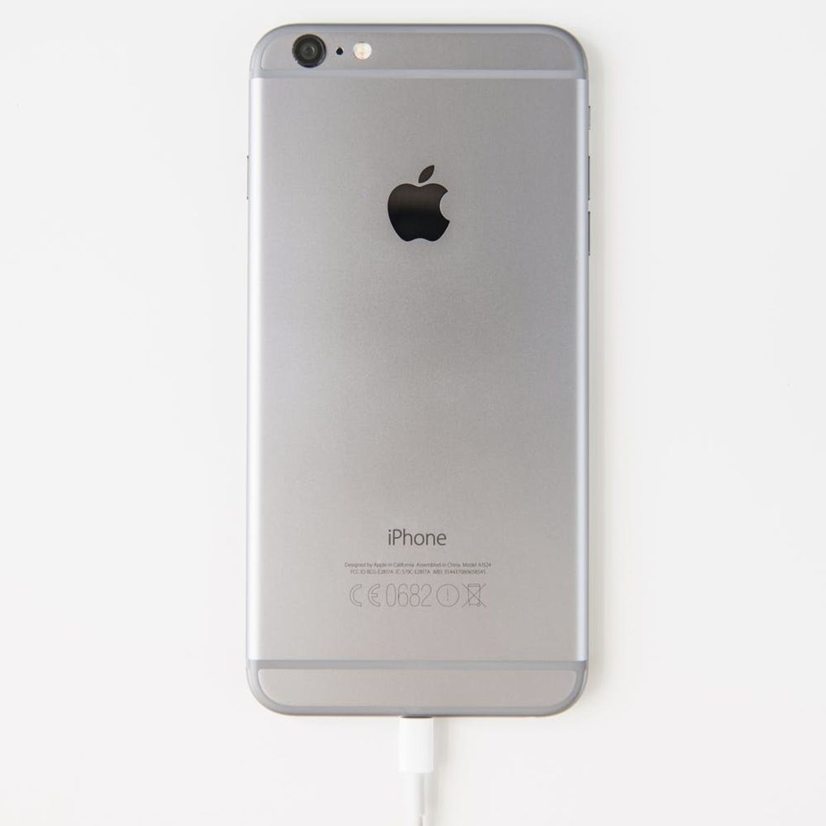 Apple Rumor: The iPhone 7 Will Charge Lightning Fast