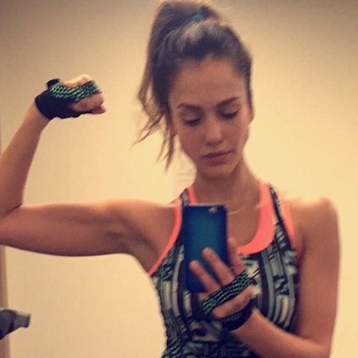 11 CRUCIAL Workout Lessons We Learned from Jessica Alba’s Instagram