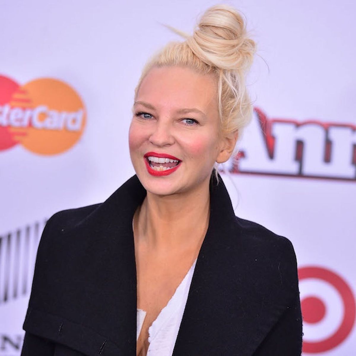 Get the Look of Sia’s Stunning All-White LA Digs