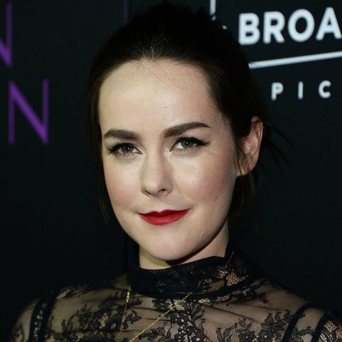 Jena Malone’s Newborn Baby Is Already the Biggest Fan of Her Music