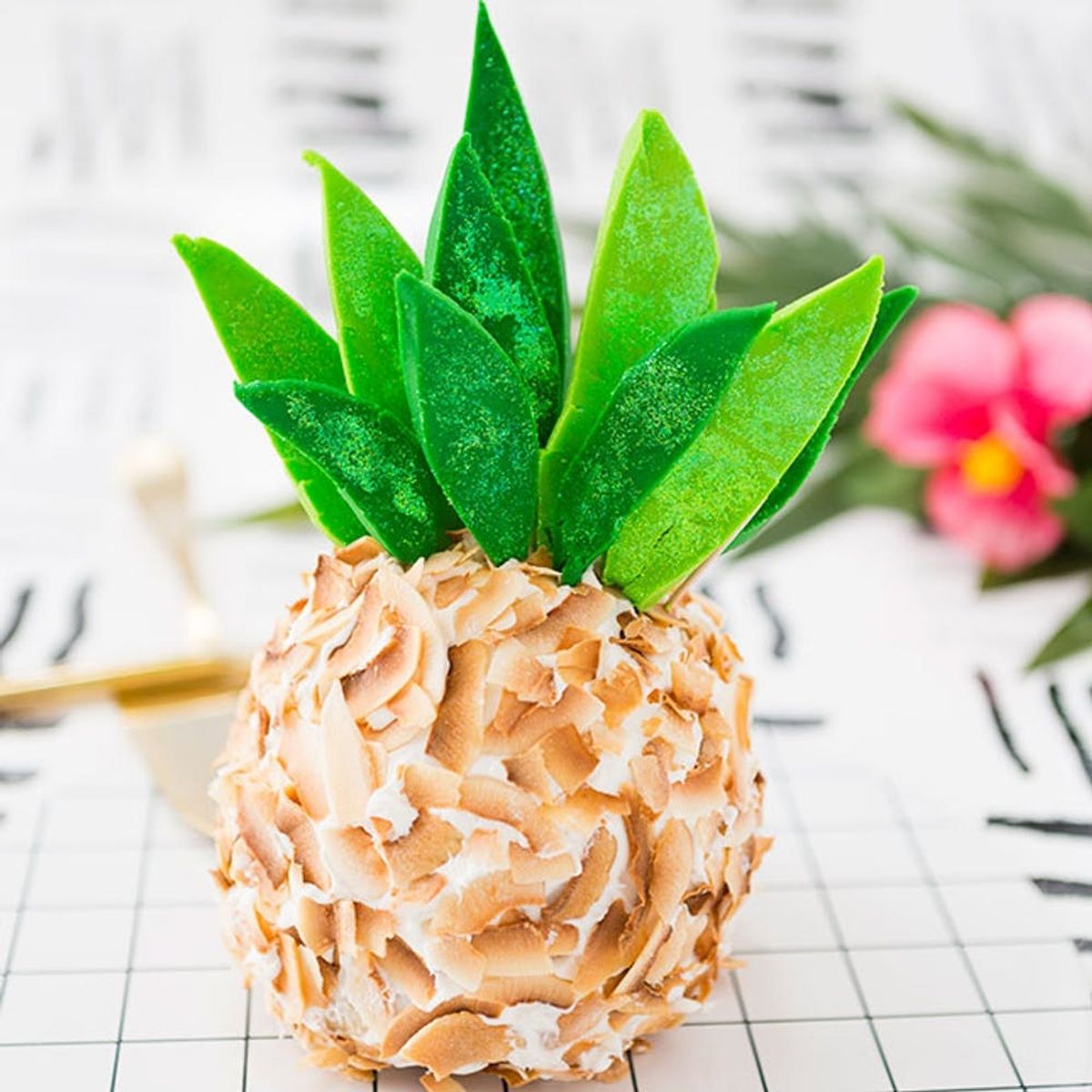 Make This Pineapple-Shaped Pound Cake Before Summer Is Over