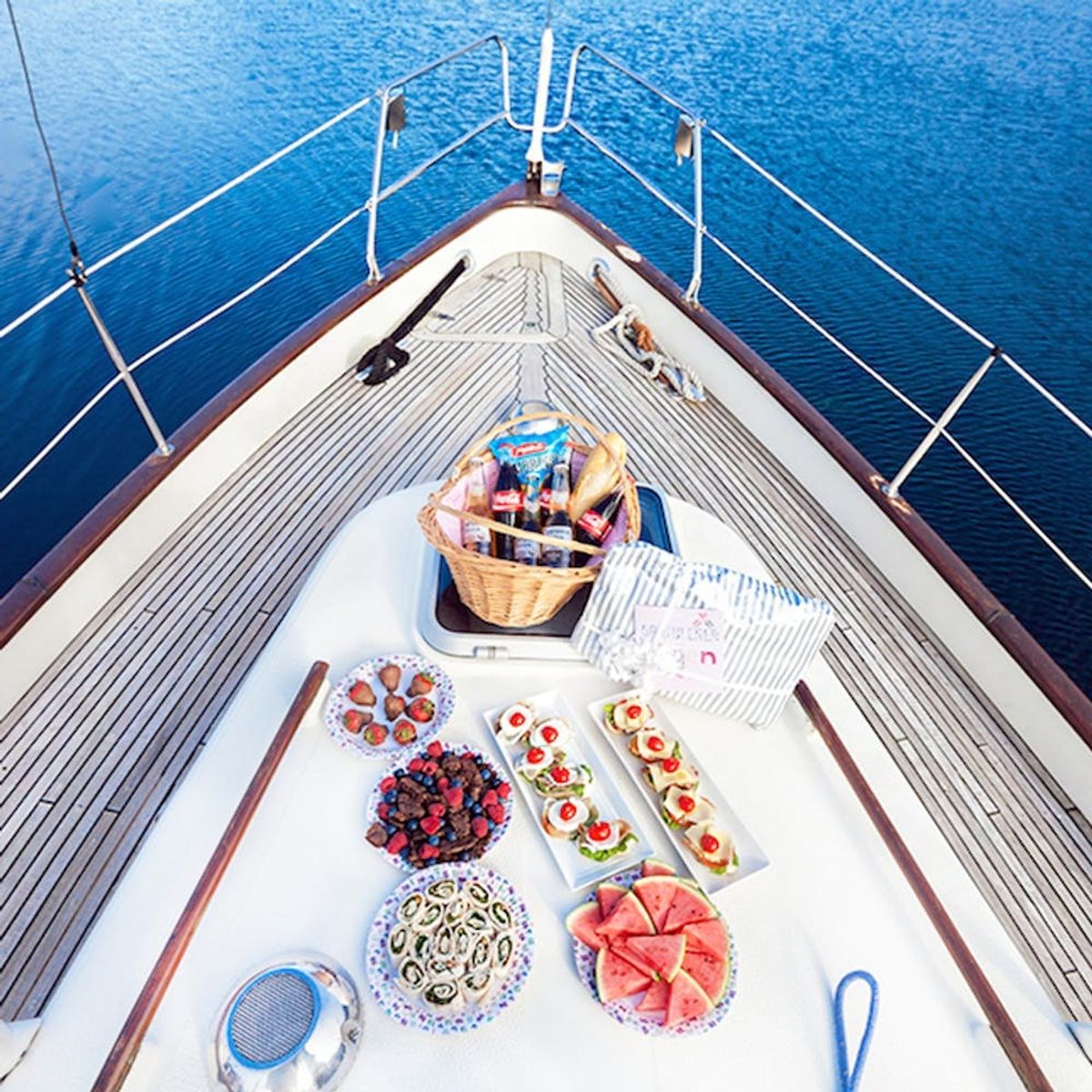 18 Must-Haves for Throwing a Boat Bachelorette Party