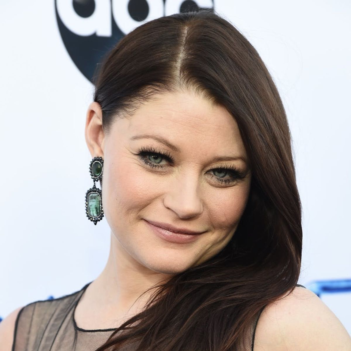 Emilie de Ravin Reveals First Pic of Her Unbelievably Adorable Baby Girl
