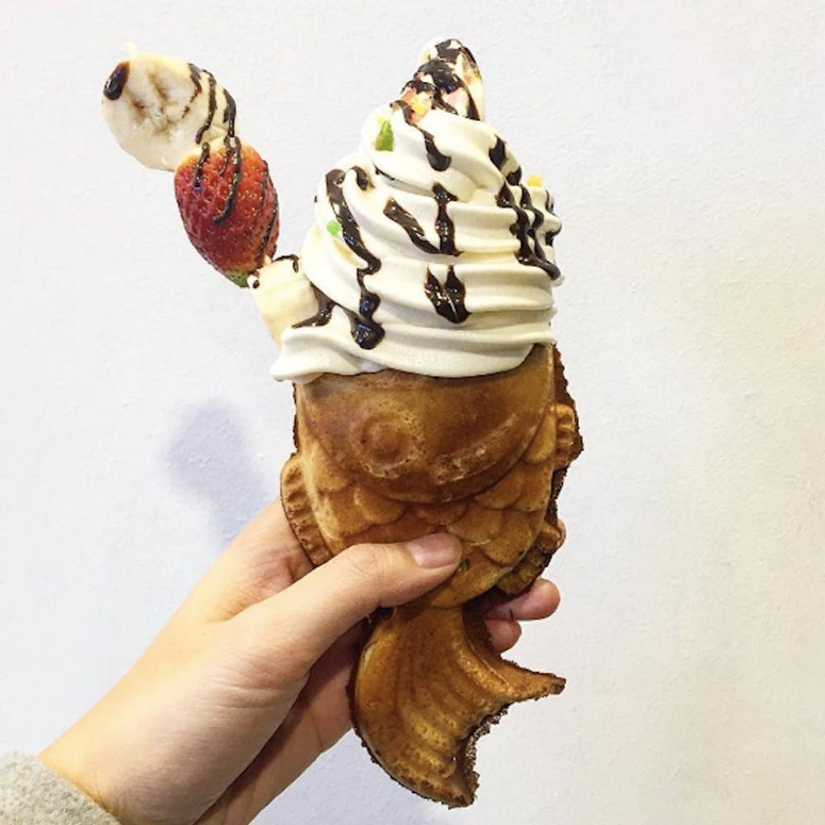 This New Ice Cream Trend Is Every Bit As Instaworthy As It Is Delicious